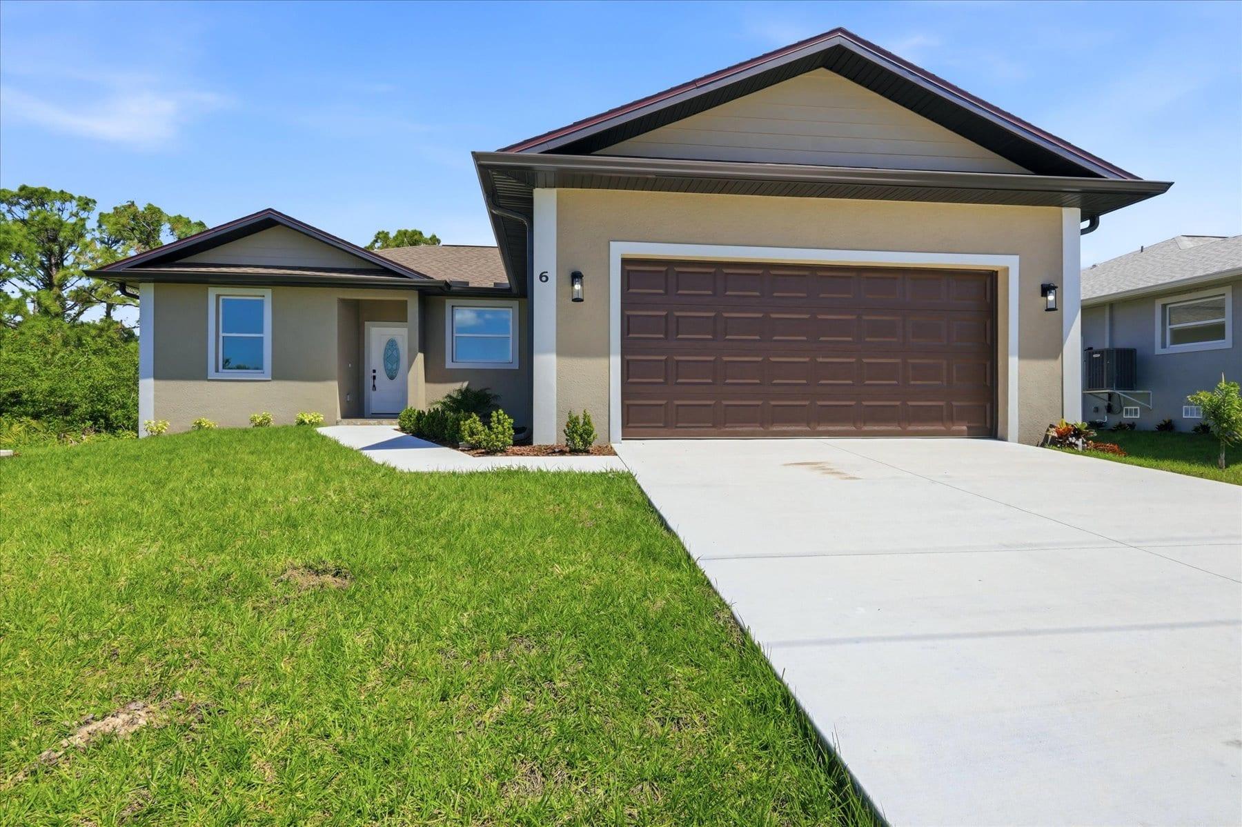6 Bank Ct., Placida